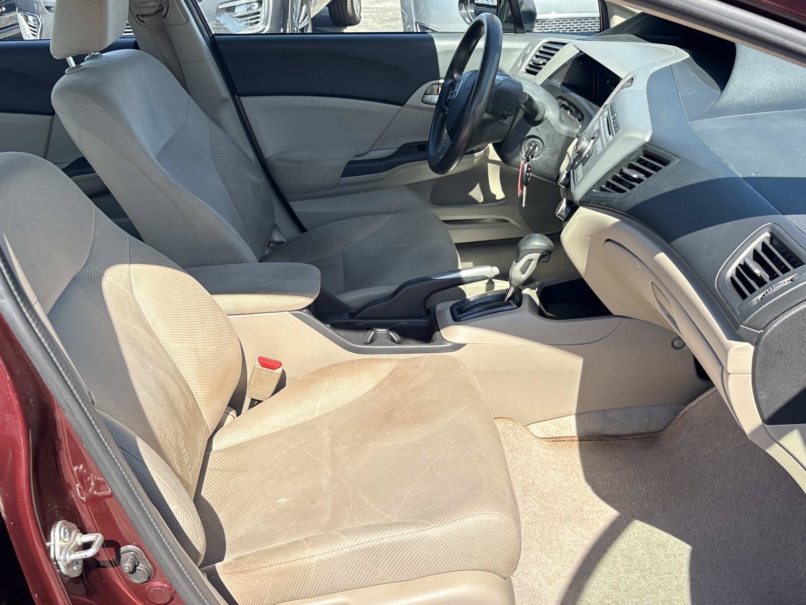Used 2012  Honda LX image 21