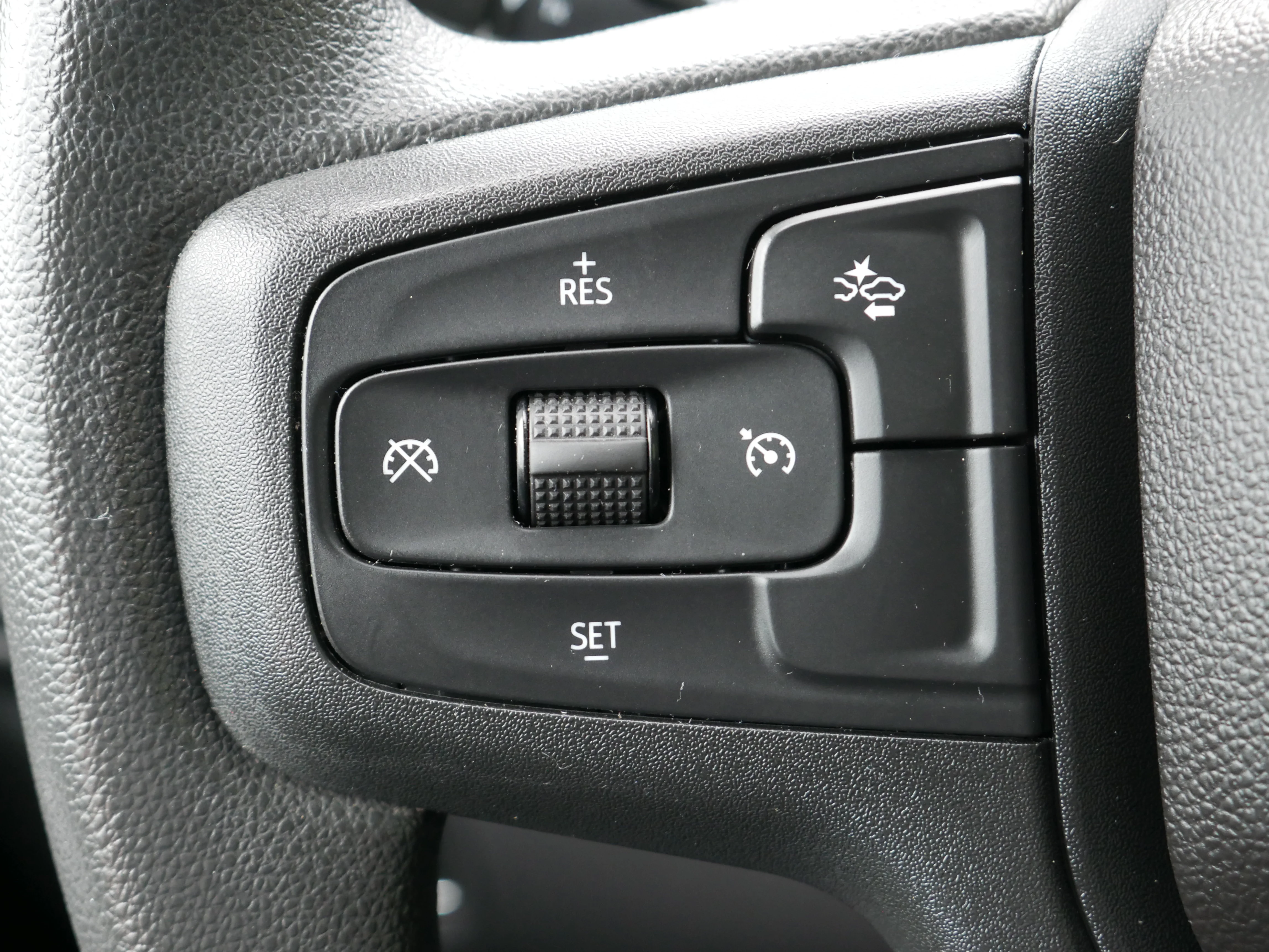 2023 Chevrolet Silverado 1500 Custom - Photo 21
