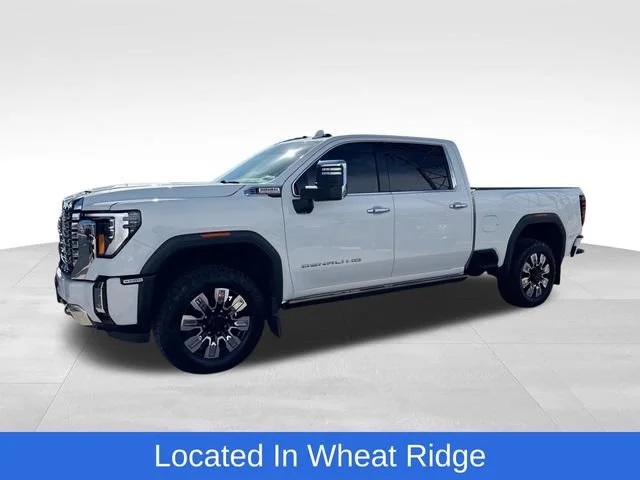 2024 GMC Sierra 4WD Crew Cab Standard Box Denali's photo