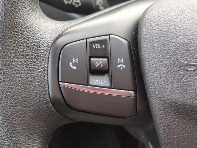Used 2021 White Ford XL image 16