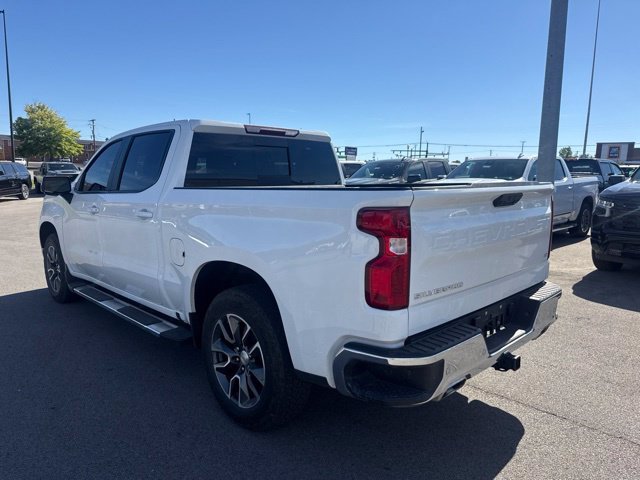 Used 2024 White Chevrolet LT image 3