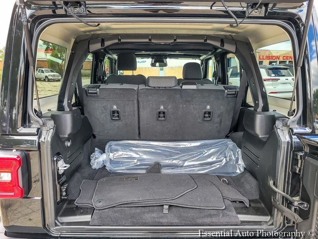Certified Used 2025 Black Jeep Sahara 4xe image 22