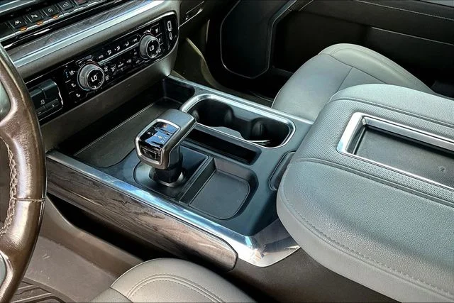Used 2022 Blue Chevrolet LTZ image 19