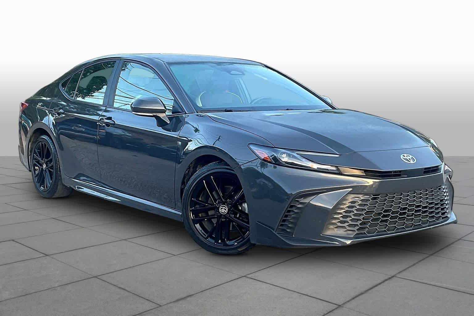 Used 2025 Underground Toyota SE image 3