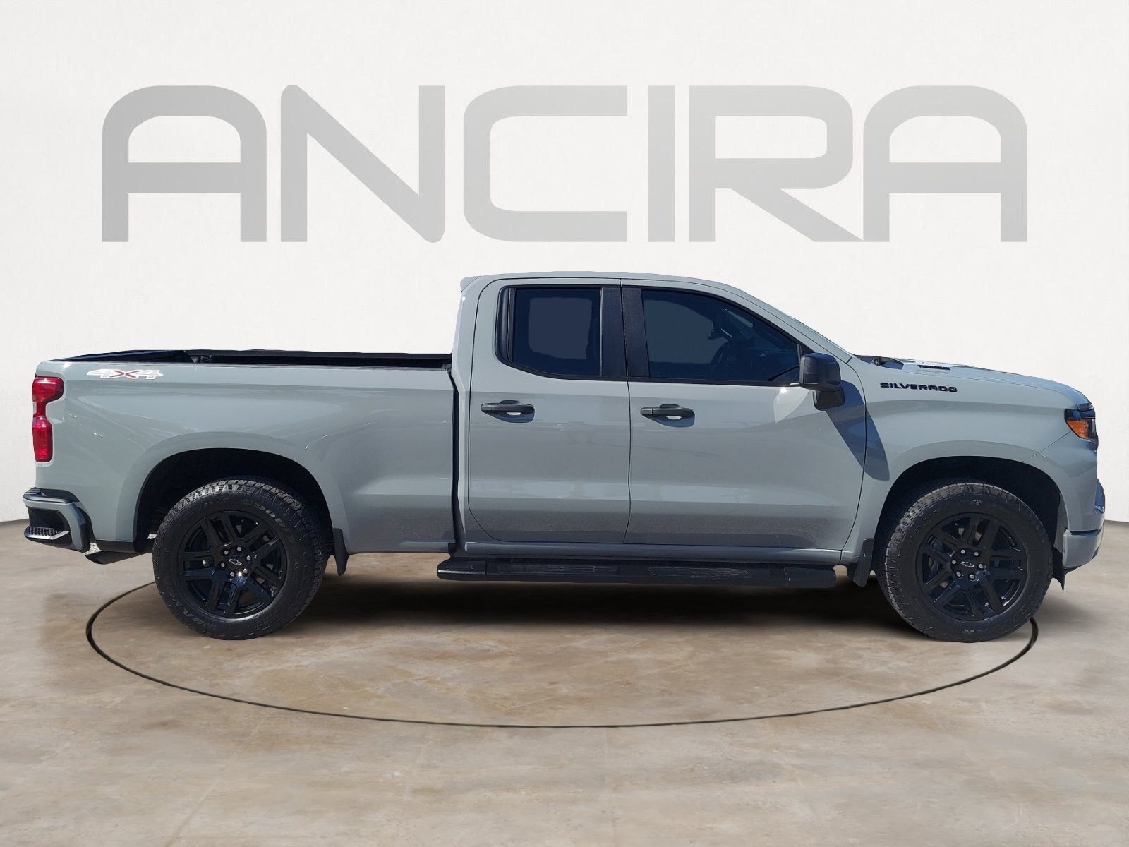 Used 2025 Slate Gray Metallic Chevrolet Custom image 11