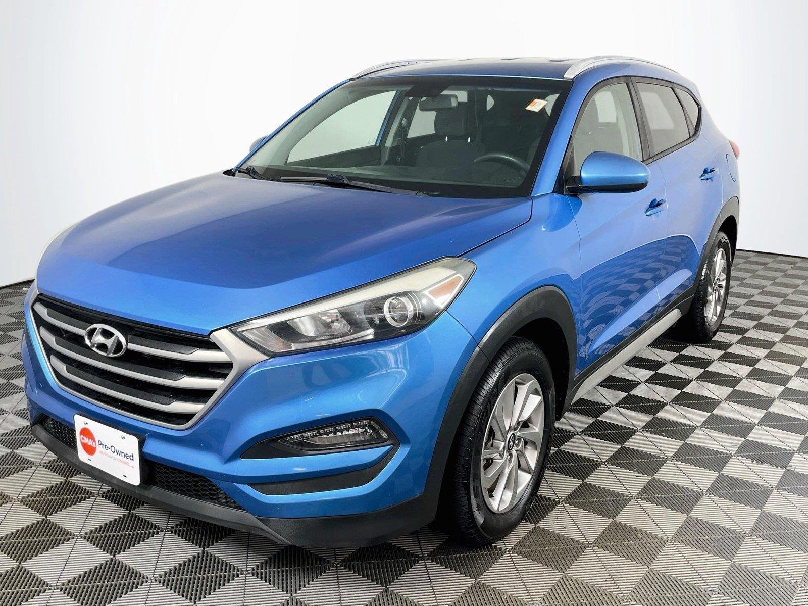 Used 2018 Caribbean Blue Hyundai SEL image 3