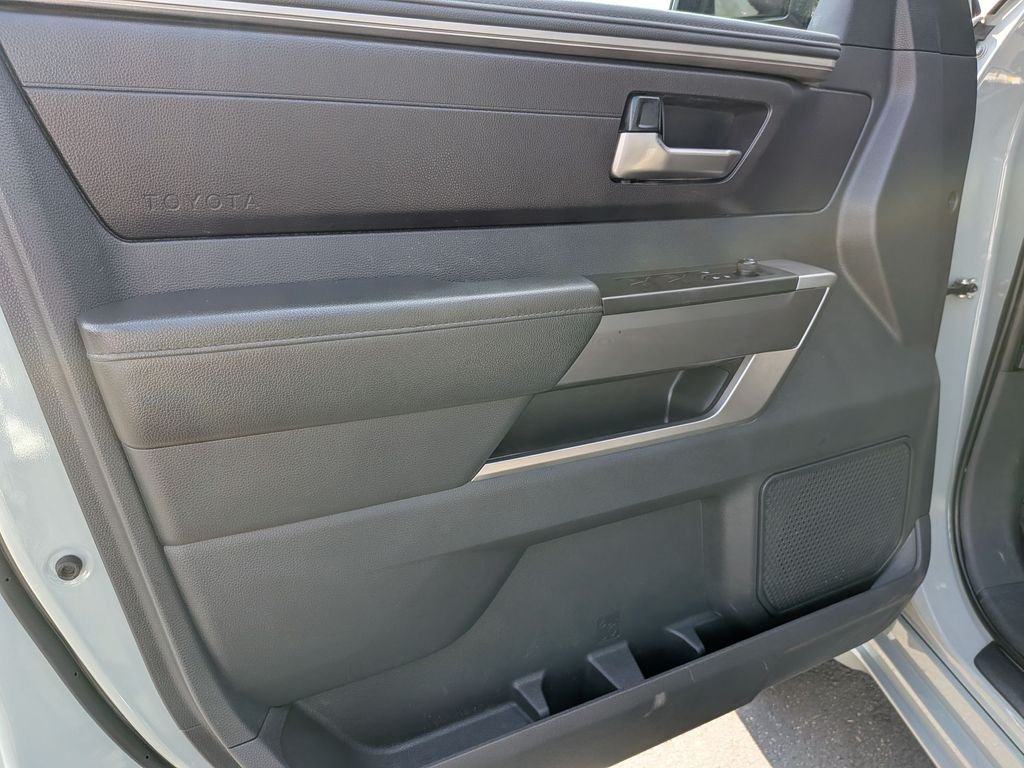 2025 Toyota Tundra SR5 - Photo 11