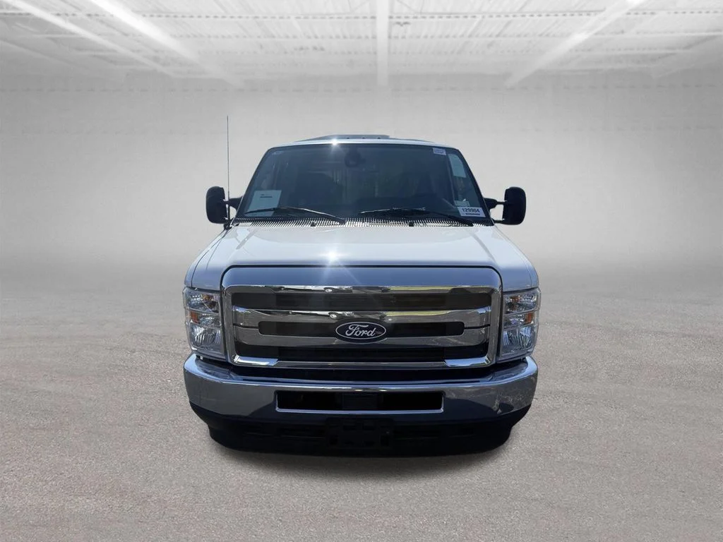 New 2026 Oxford White Ford E-350 SRW image 11