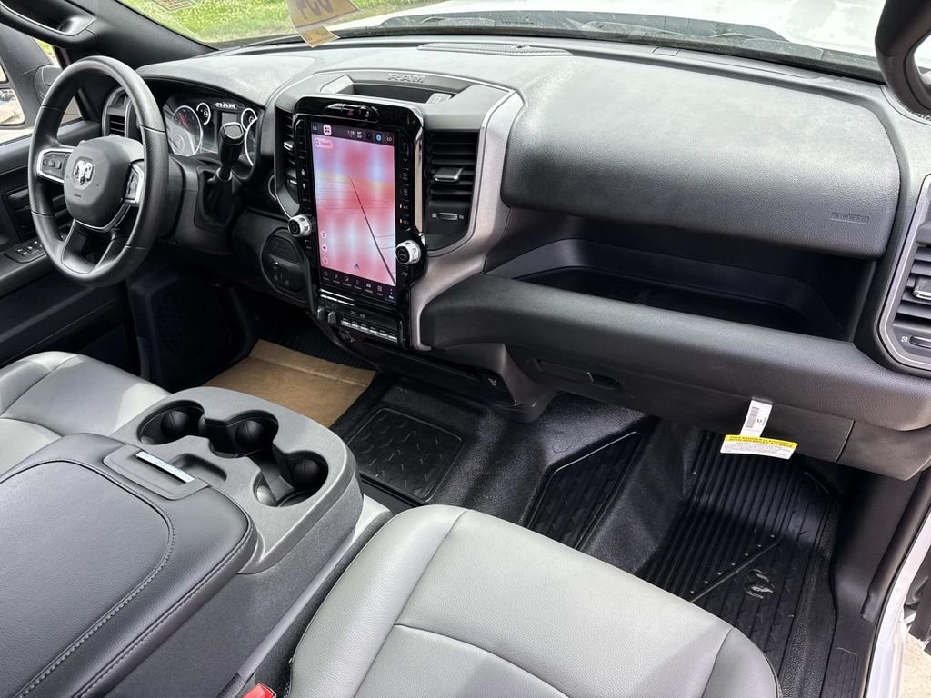 2026 RAM 3500 Chassis Tradesman - Photo 28