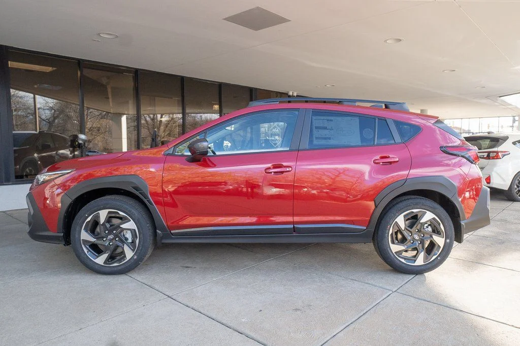 New 2026 LITHIUM RED PEARL Subaru Limited image 4