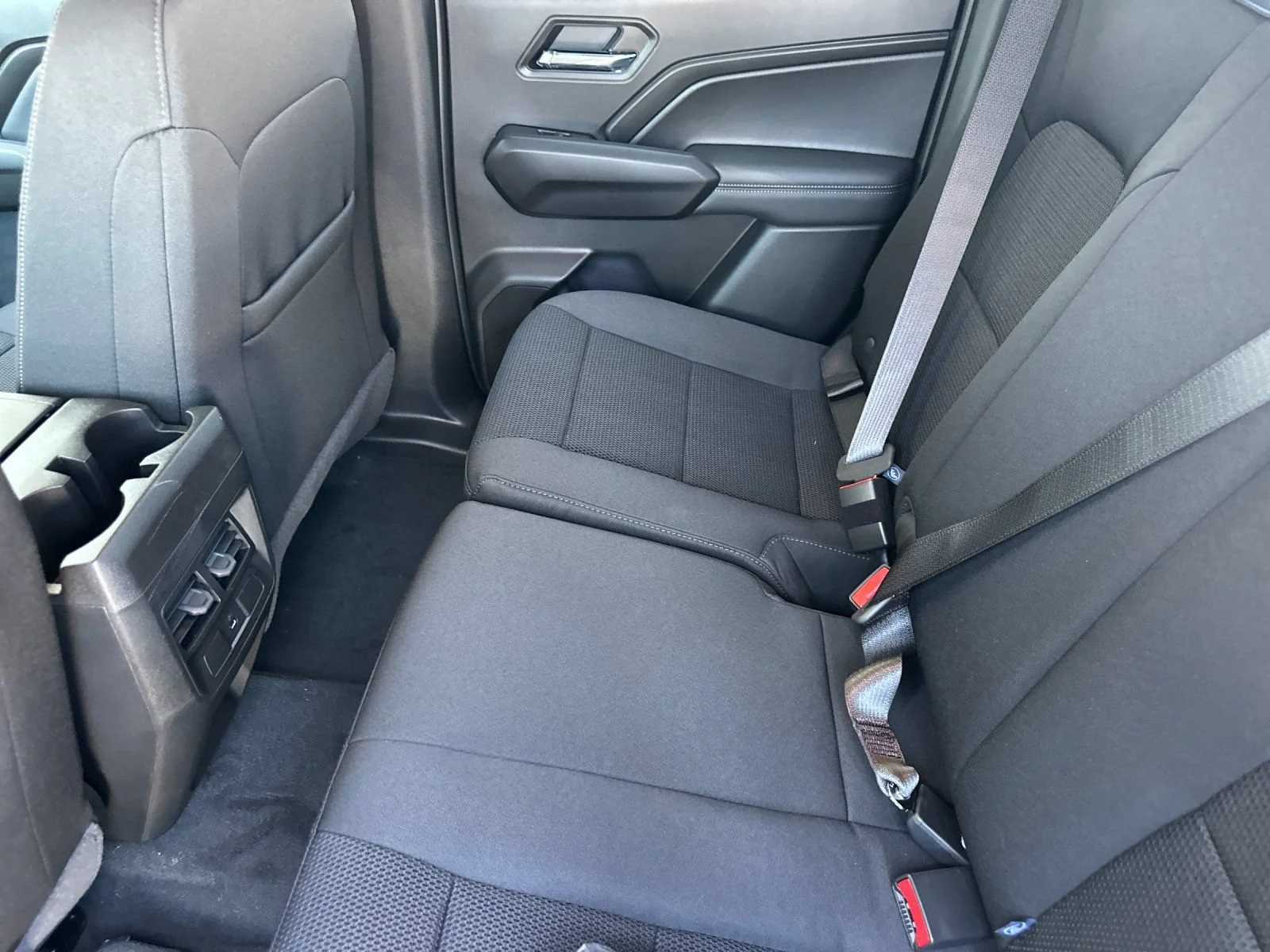 2026 Chevrolet Colorado LT - Photo 12