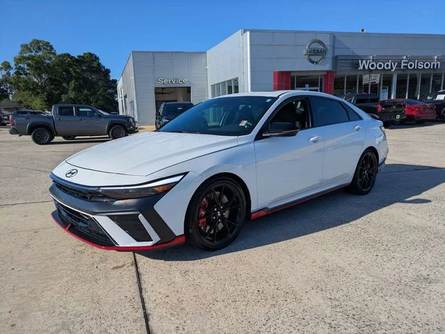 Used 2026 White Hyundai Base image 8
