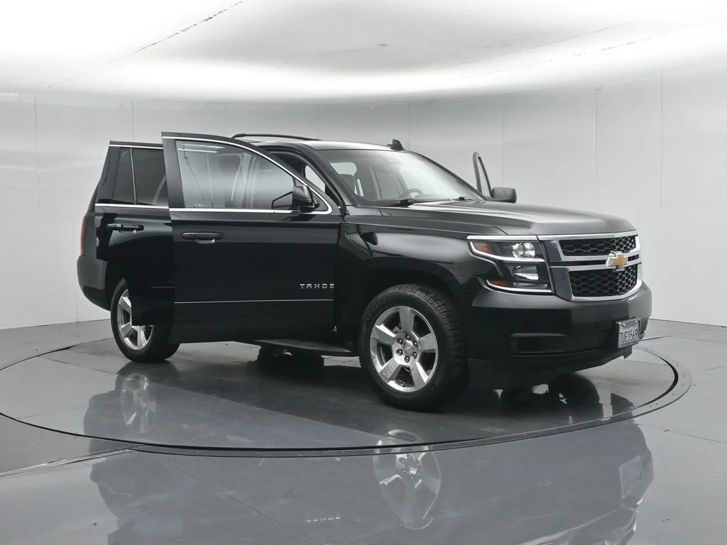 Used 2016 Black Chevrolet LS image 35