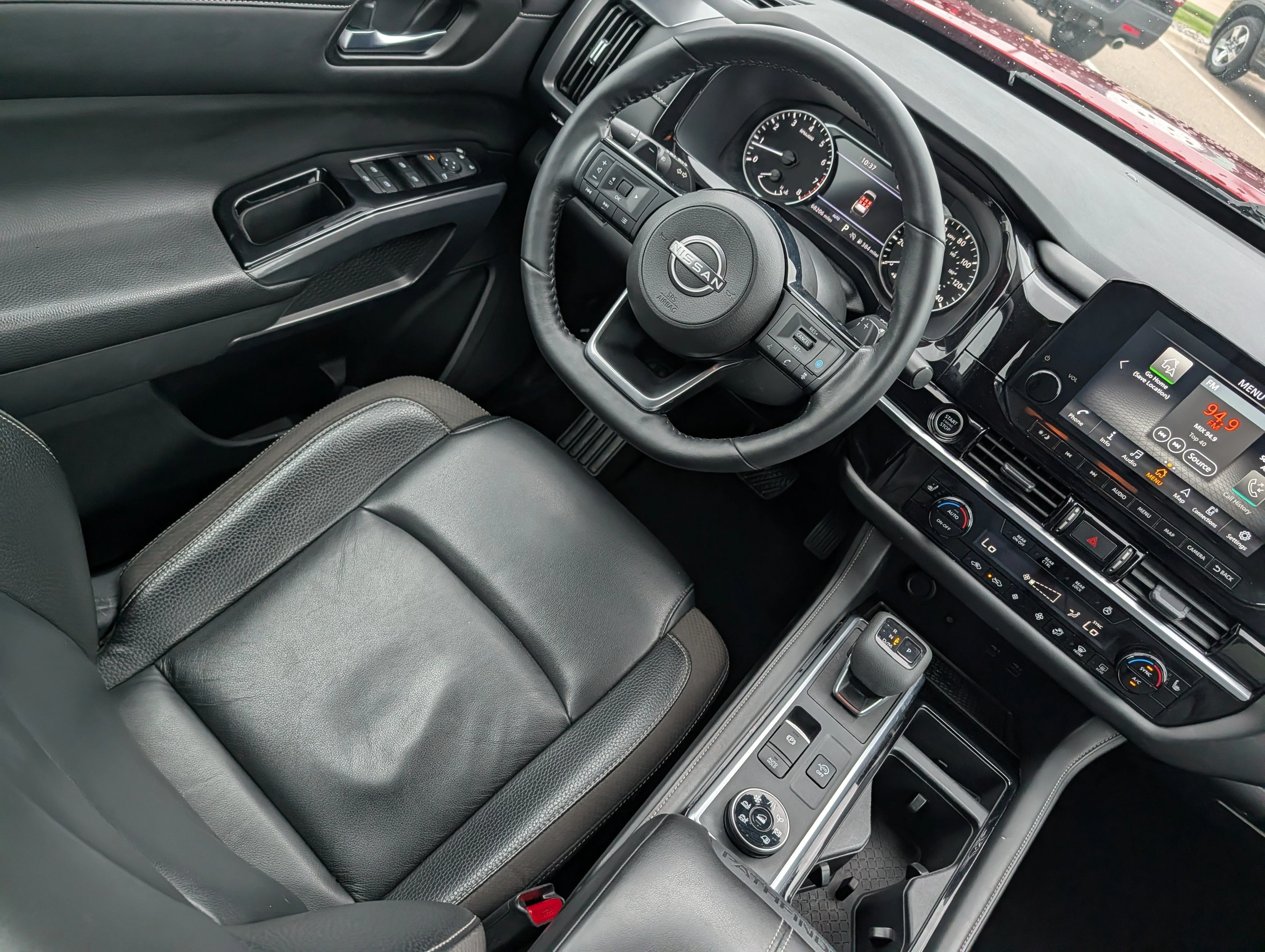 2023 Nissan Pathfinder SL - Photo 9