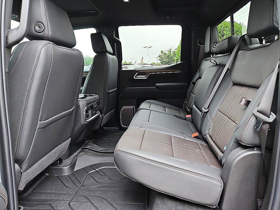 2026 Chevrolet Silverado 1500 High Country - Photo 11