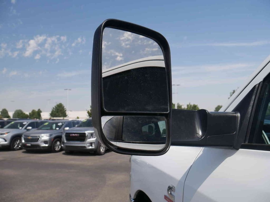 Used 2022 White Ram Big Horn image 15