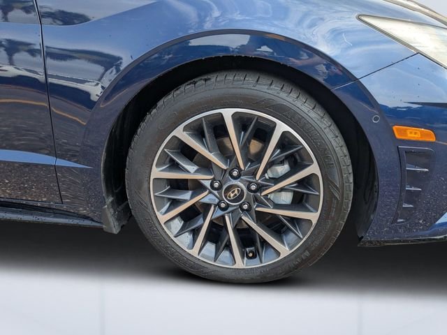 Used 2020 Blue Hyundai Limited image 10