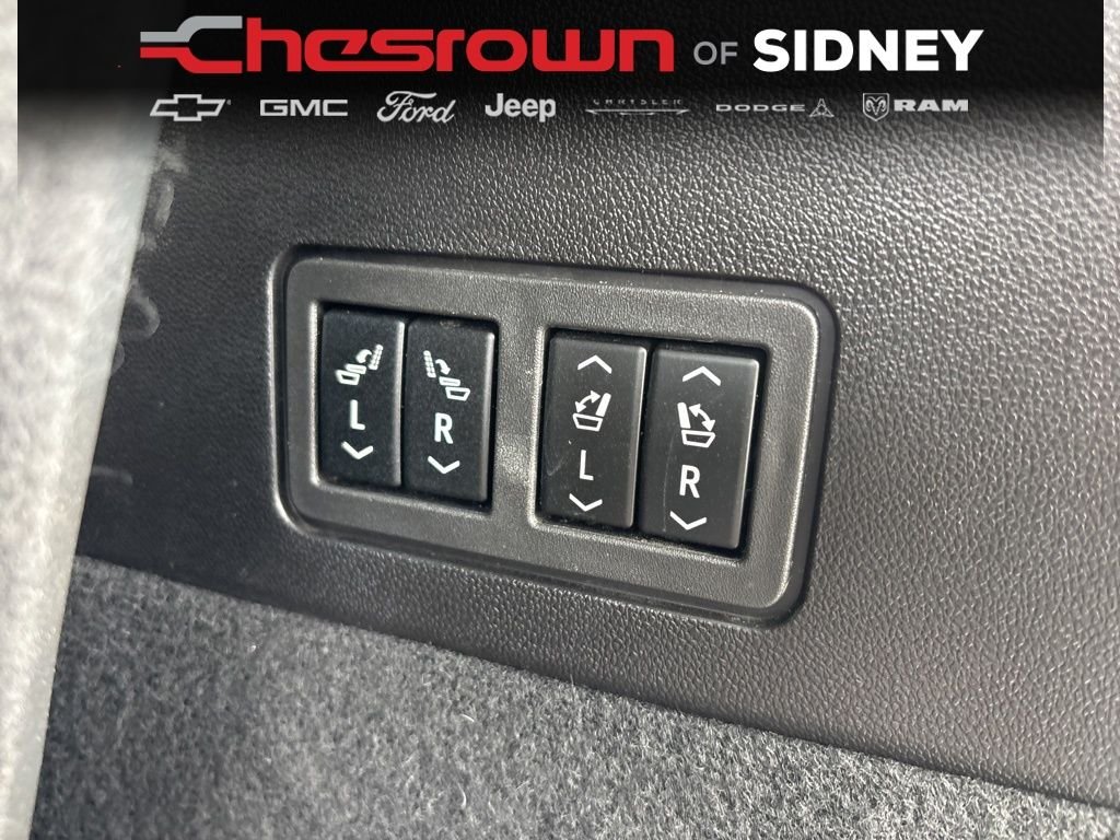 Used 2024 Crystal White Tri-Coat Cadillac Sport image 32