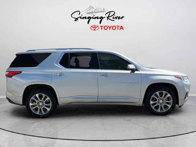 Used 2020 Silver Chevrolet Premier image 8