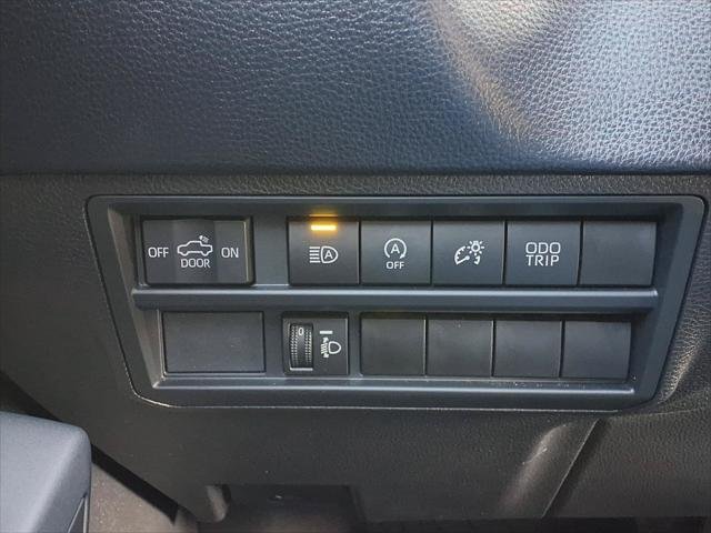 Certified Used 2026 MAGNETIC GRAY MET. Toyota  image 19