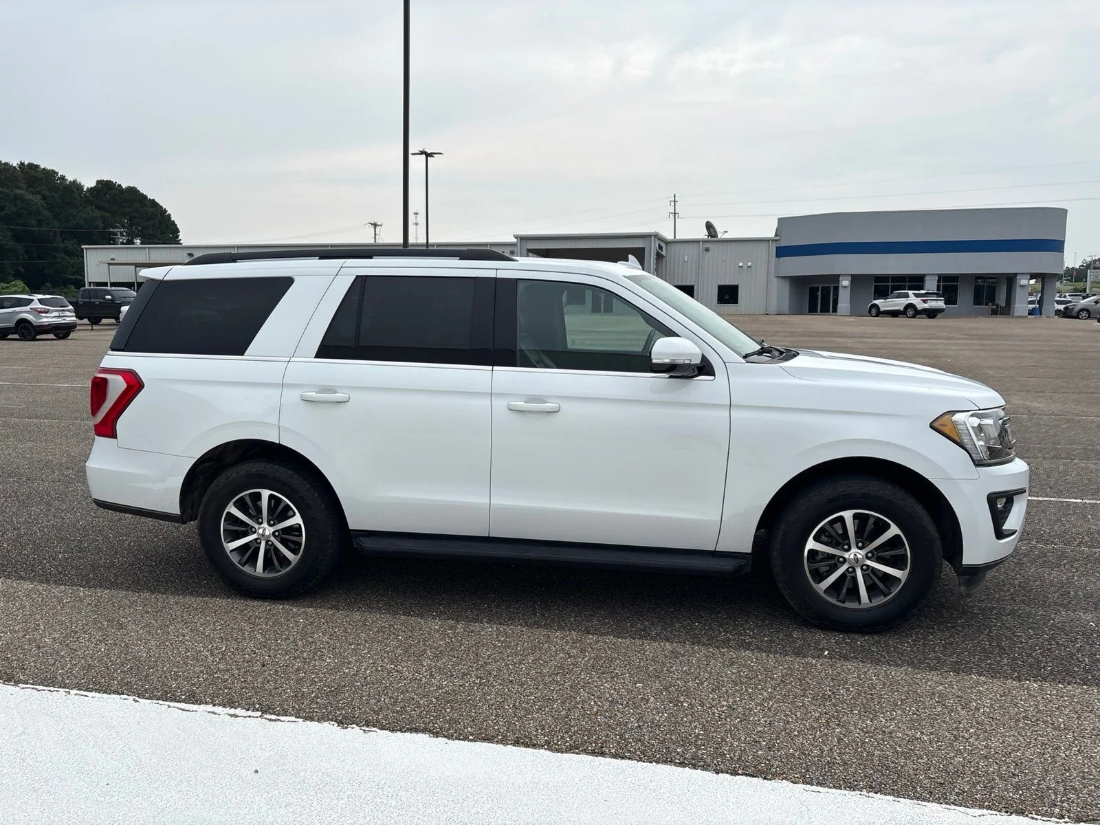 Used 2020 White Ford XLT image 3