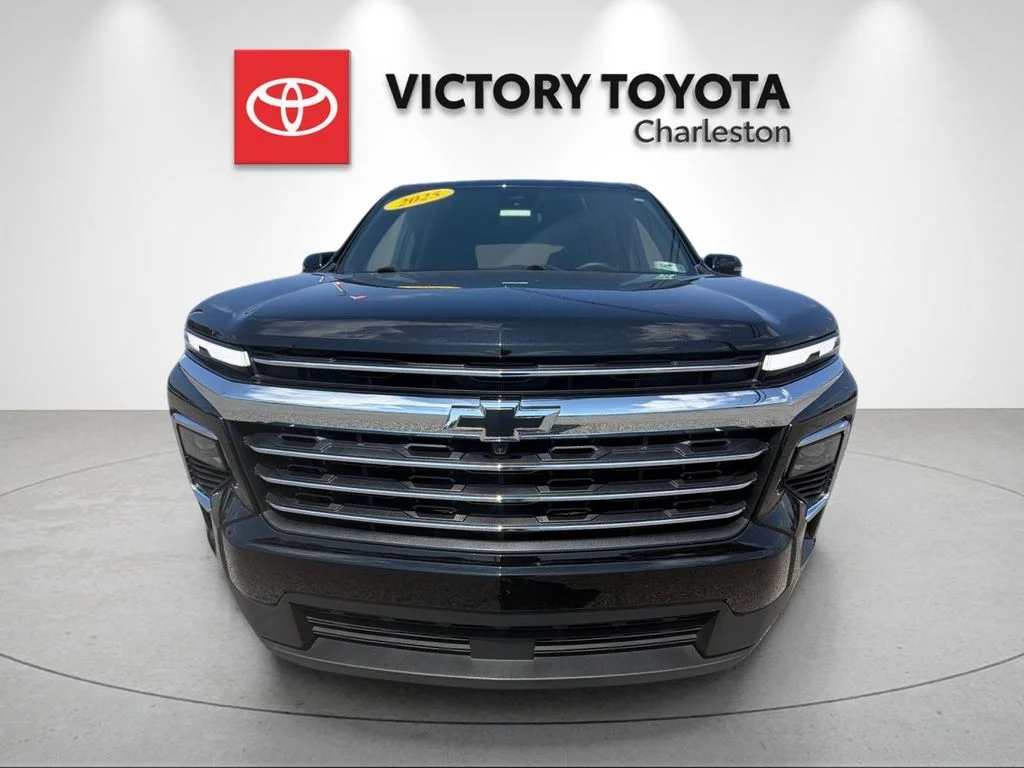 Used 2025 Black Chevrolet LT image 8