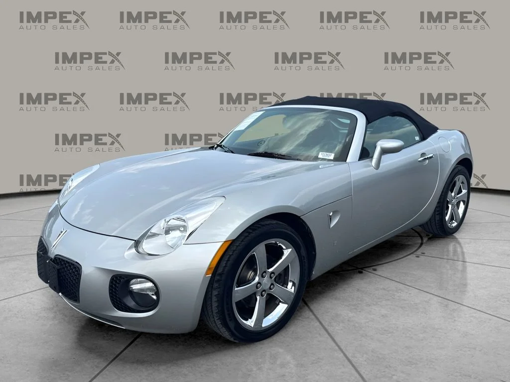 Used 2007 Silver Pontiac GXP image 1