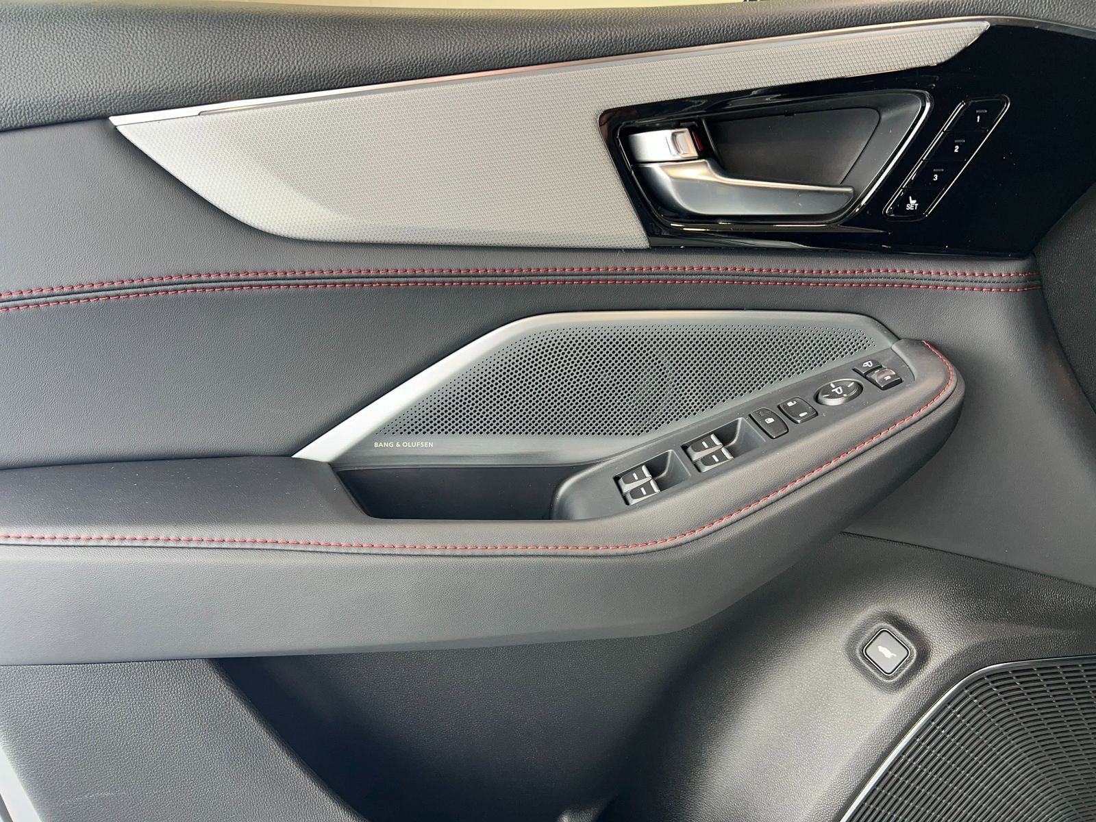 2026 Acura MDX A-Spec Package - Photo 12