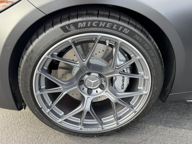 New 2027 MANUFAKTUR exclusive graphite grey magno Mercedes-Benz AMG® CLE 53 4MATIC+ Coupe image 8