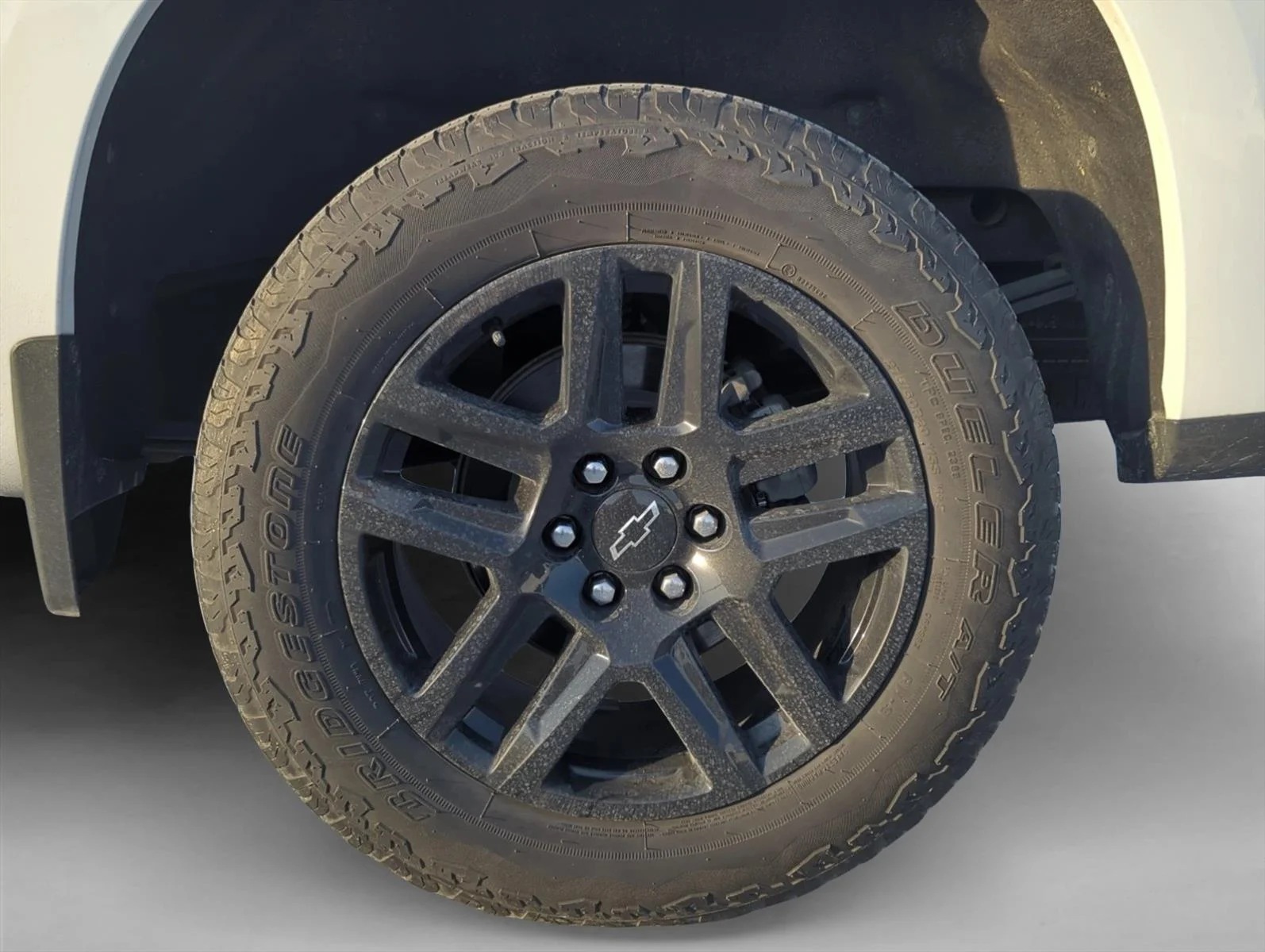Used 2024 Summit White Chevrolet RST image 6