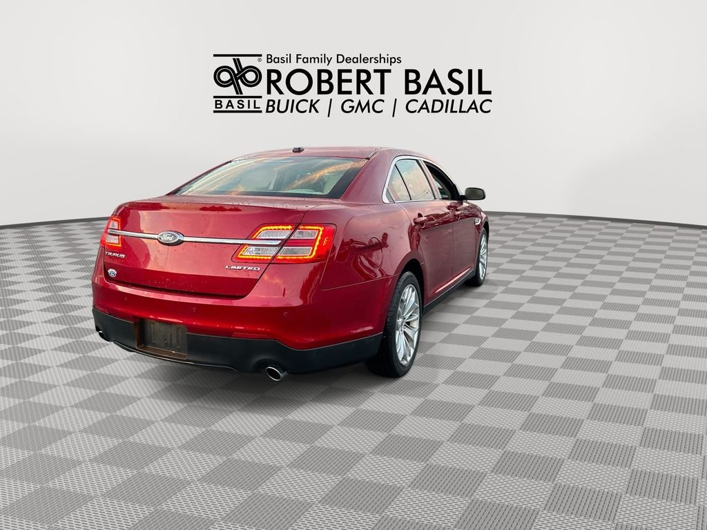 Used 2019  Ford Limited image 8
