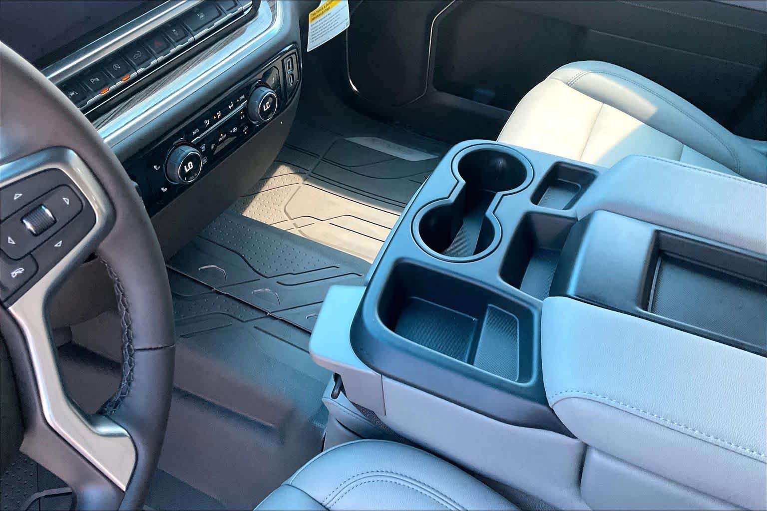2026 Chevrolet Silverado 1500 LT - Photo 7