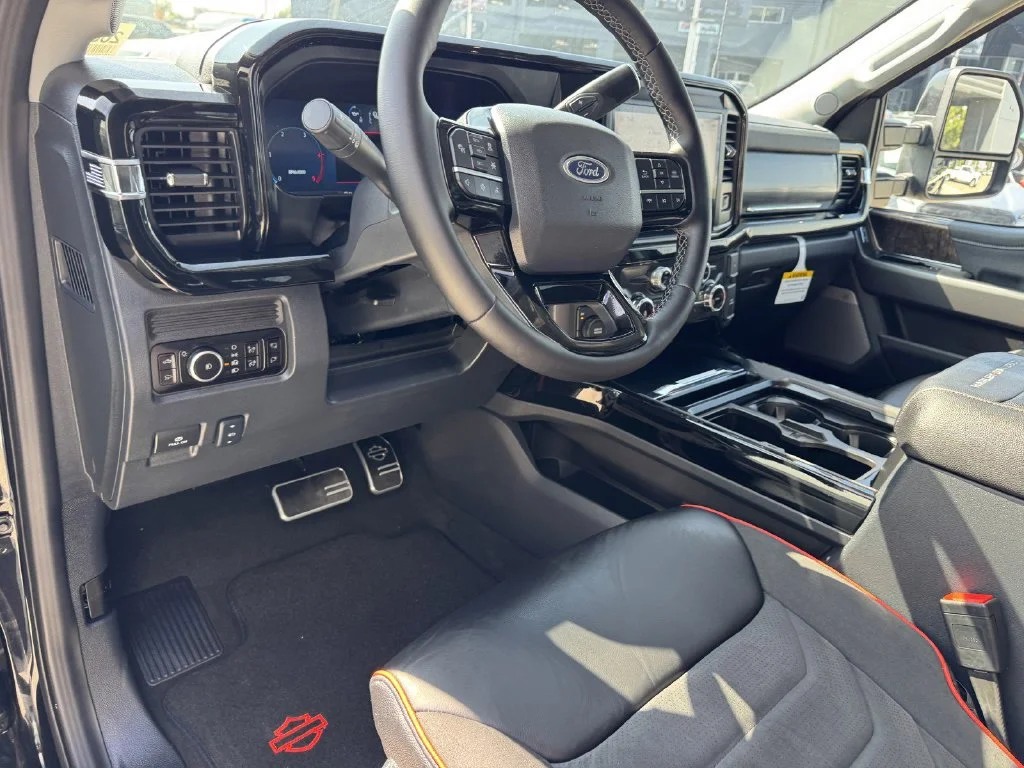 New 2026 Agate Black Metallic Ford F-250® Lariat® image 17