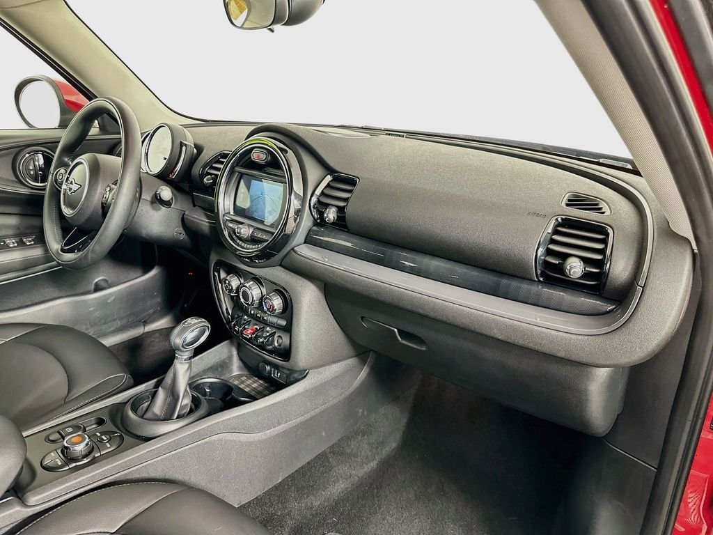 Used 2019 Red MINI Signature image 27