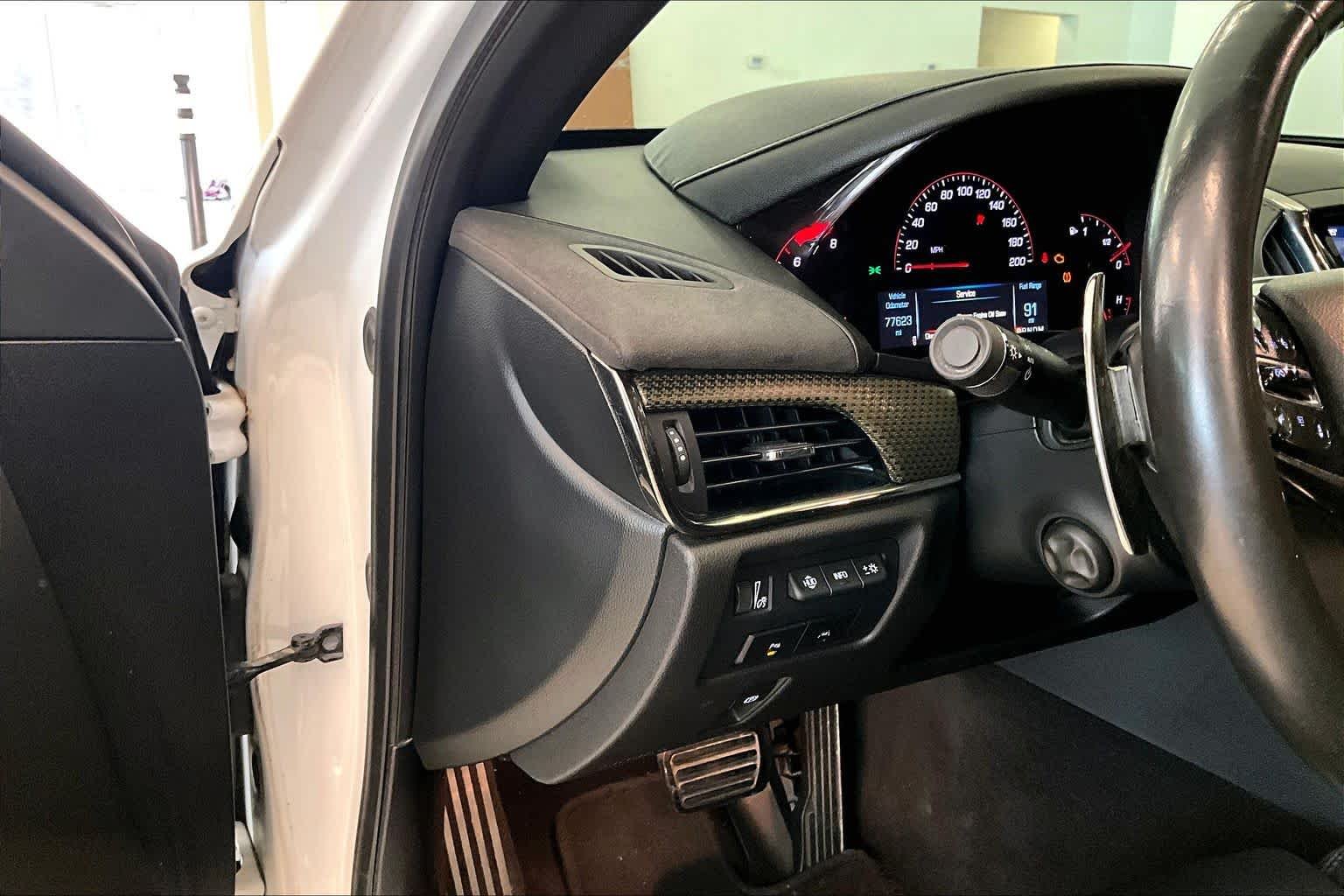 Used 2017 Crystal White Tricoat Cadillac  image 31