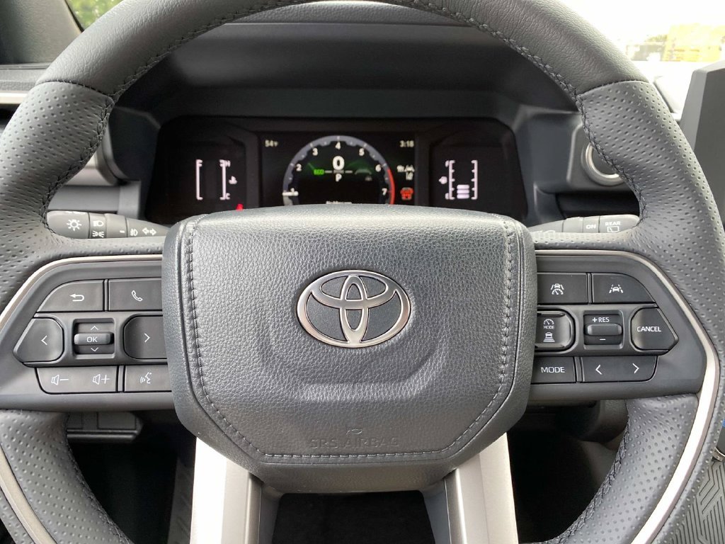 New 2026 Cutting Edge Toyota SR5 image 13
