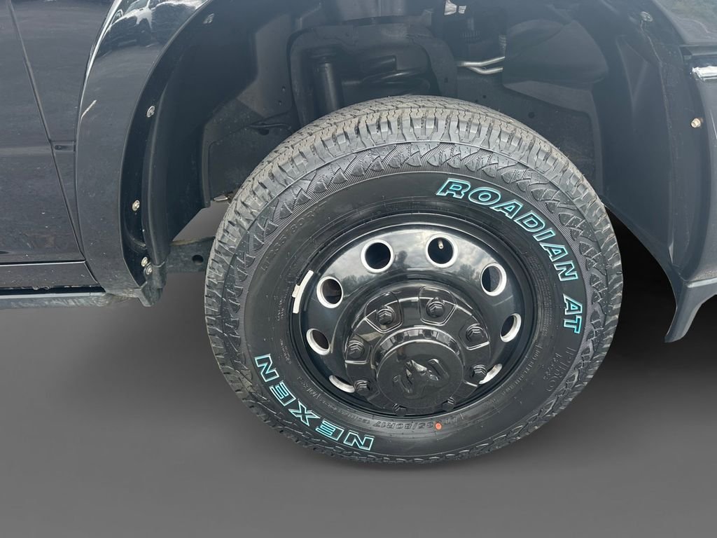 Used 2024 Black Ram Limited image 16