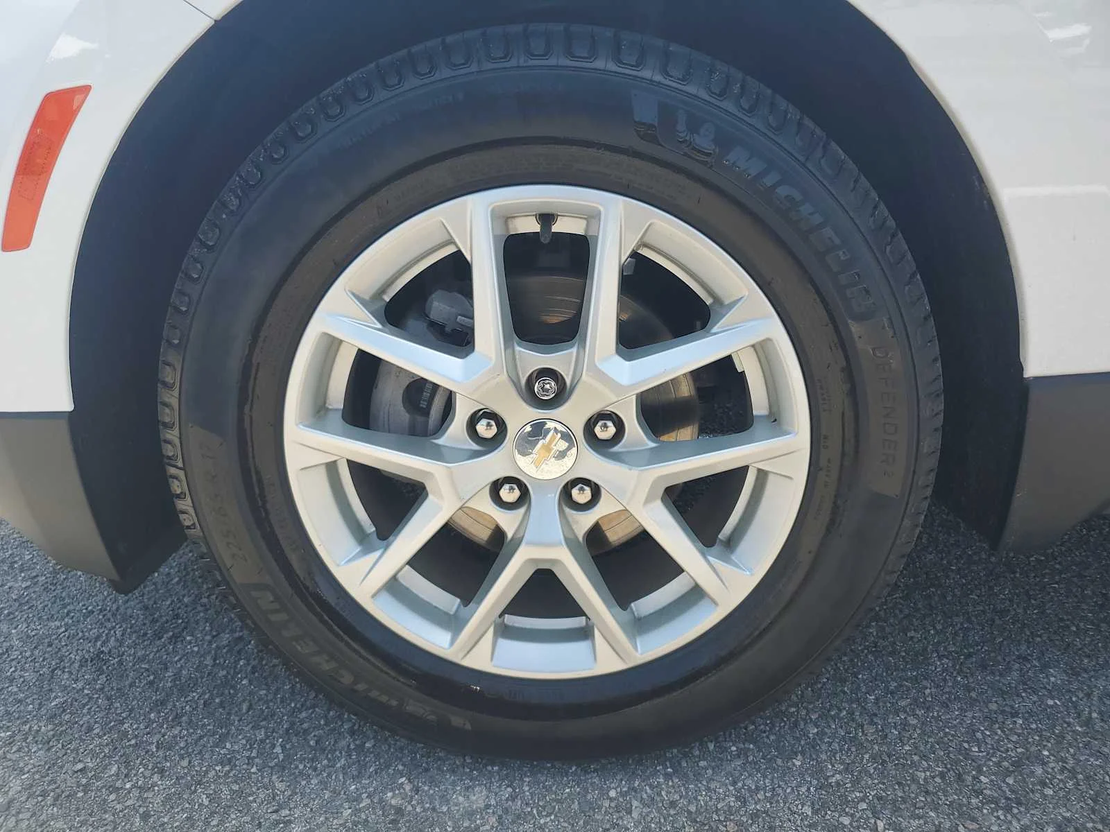 Used 2024 Summit White Chevrolet LS image 15