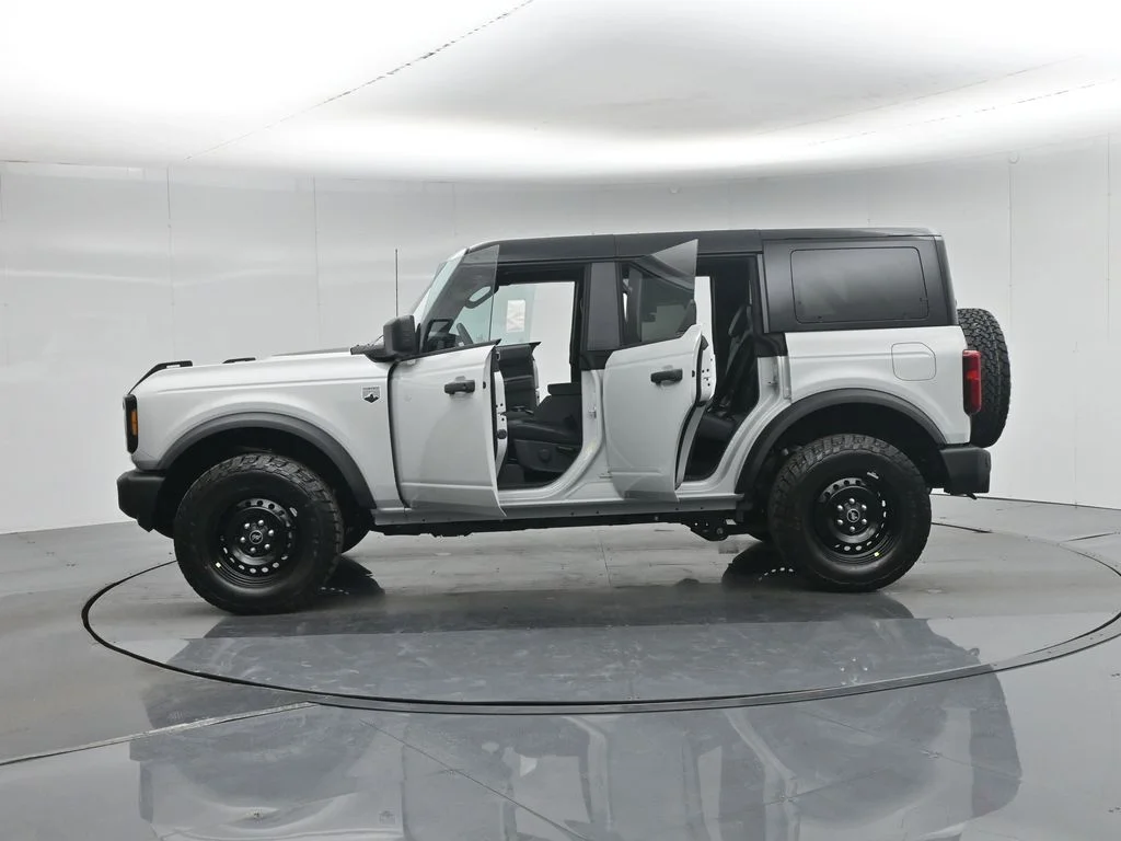 New 2026 Avalanche Gray Ford Big Bend image 4