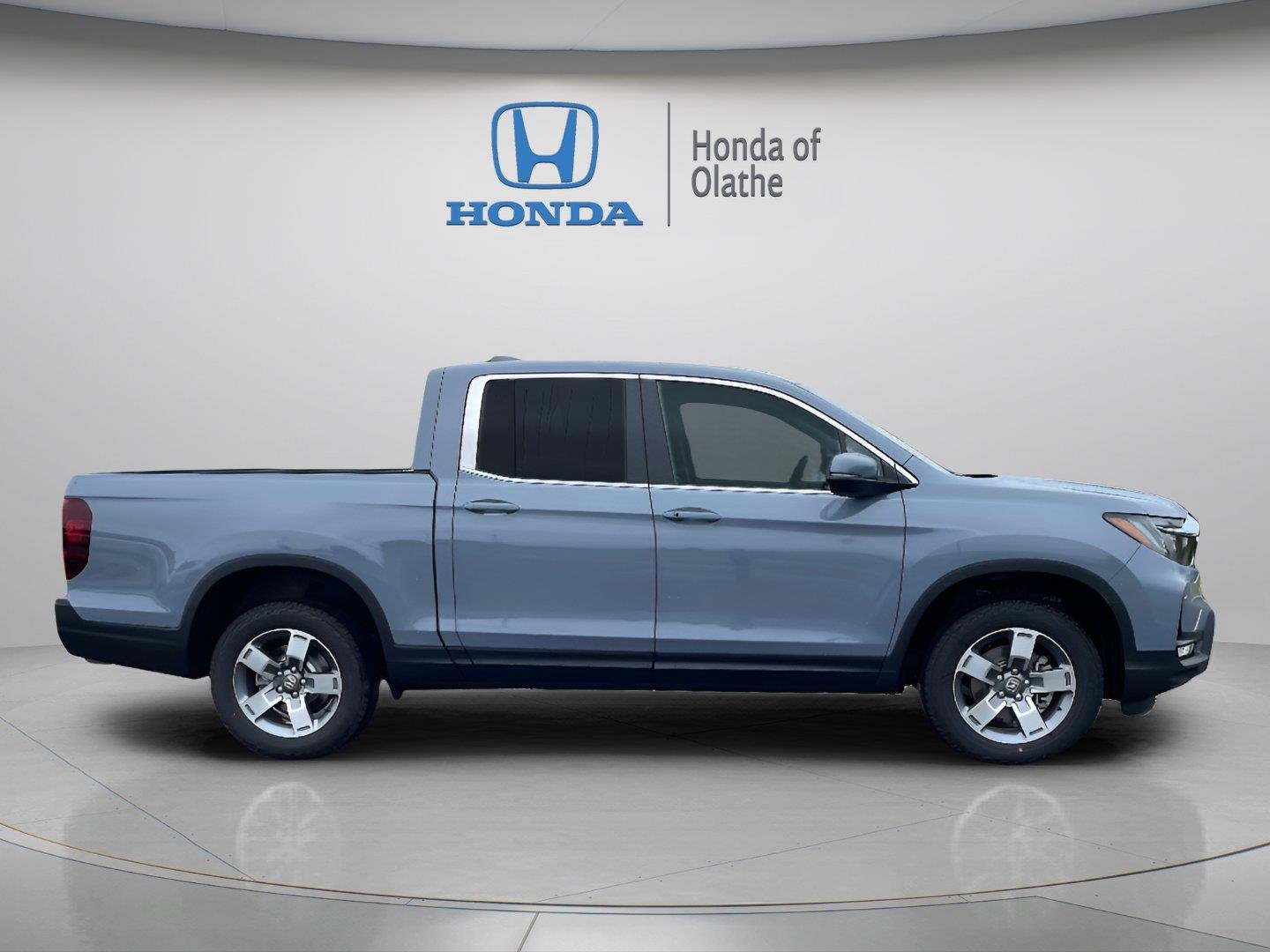 New 2026 Sonic Gray Pearl Honda RTL image 2