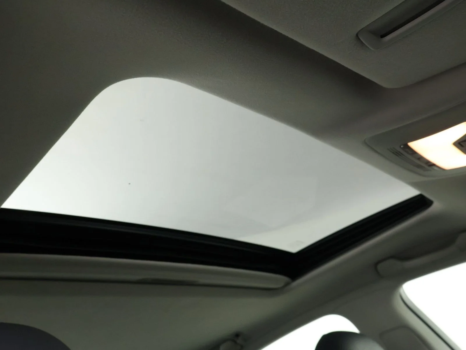 Used 2009 Black Lexus 250 image 23