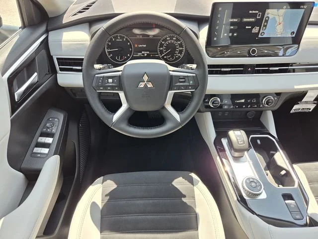New 2026 Black Mitsubishi SE 1.5T 2WD image 9