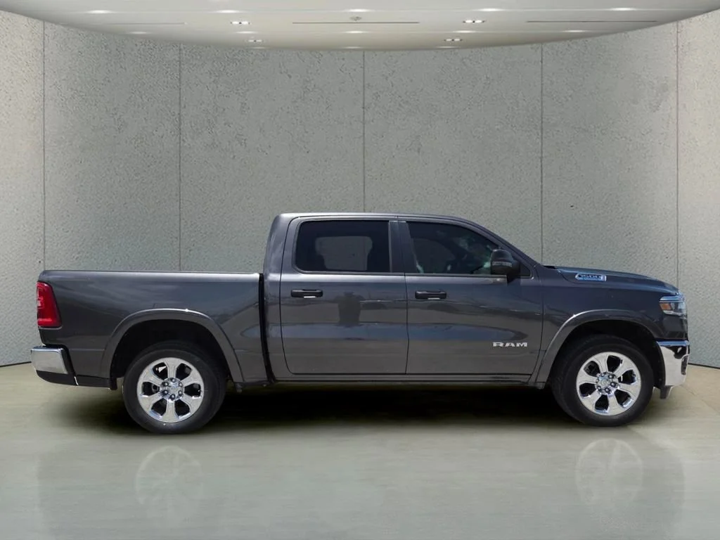 Certified Used 2025 Granite Crystal Metallic Clearcoat Ram Big Horn image 2
