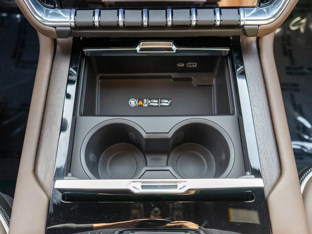2026 GMC Yukon XL Denali Ultimate - Photo 31