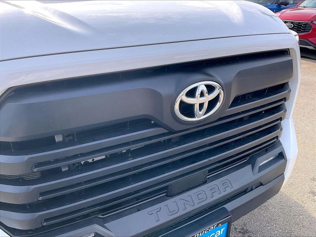 Used 2024 White Toyota SR5 image 28