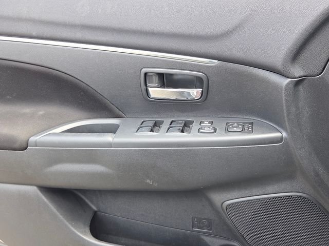 Used 2021  Mitsubishi 2.0 ES image 26