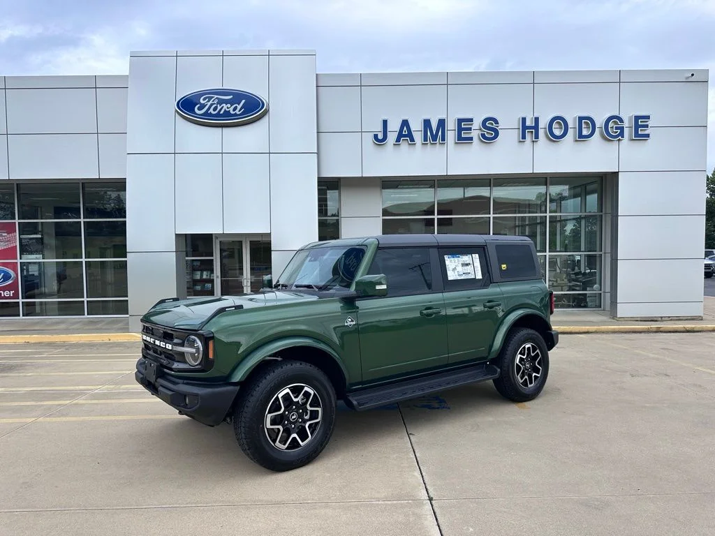 2025 Ford Bronco Outer Banks 4x4's photo