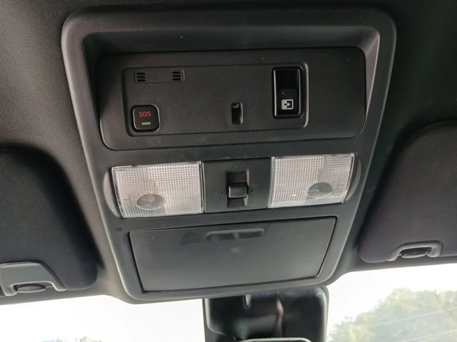 Used 2021  Nissan PRO-4X image 42