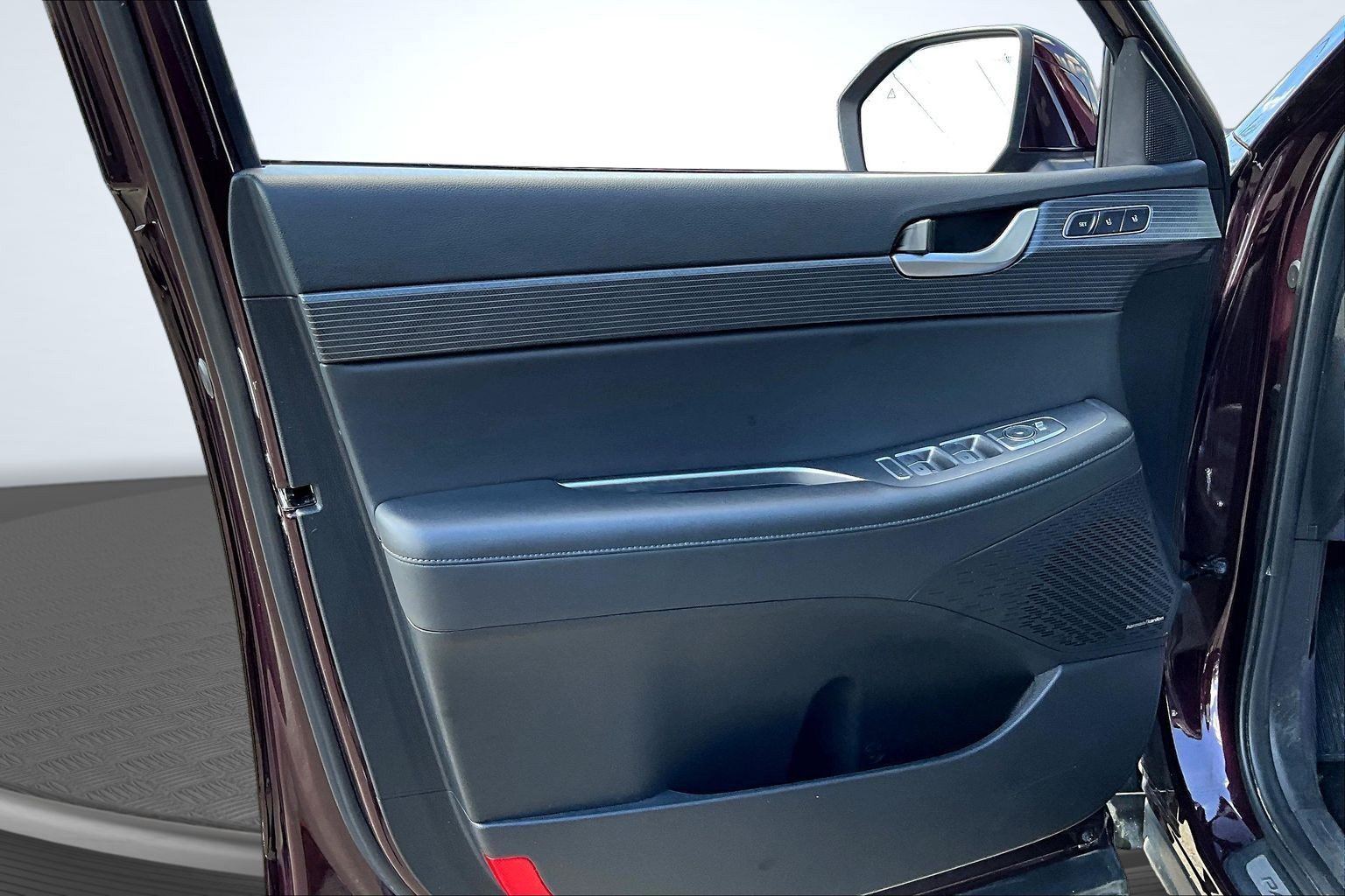 Used 2023 Red Hyundai Limited image 18