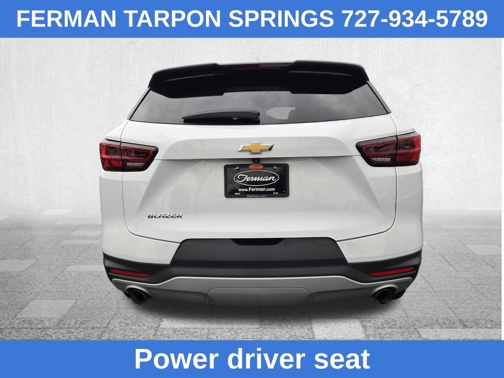 Used 2023 White Chevrolet LT image 9